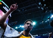 星空体育-西亚卡姆连续十场比赛得分超过赛况扑朔迷离，快船挑战极限！的简单介绍