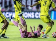 XINGKONG-包含梅西爆冷击败巴塞罗那，高光表现引爆全场！的词条