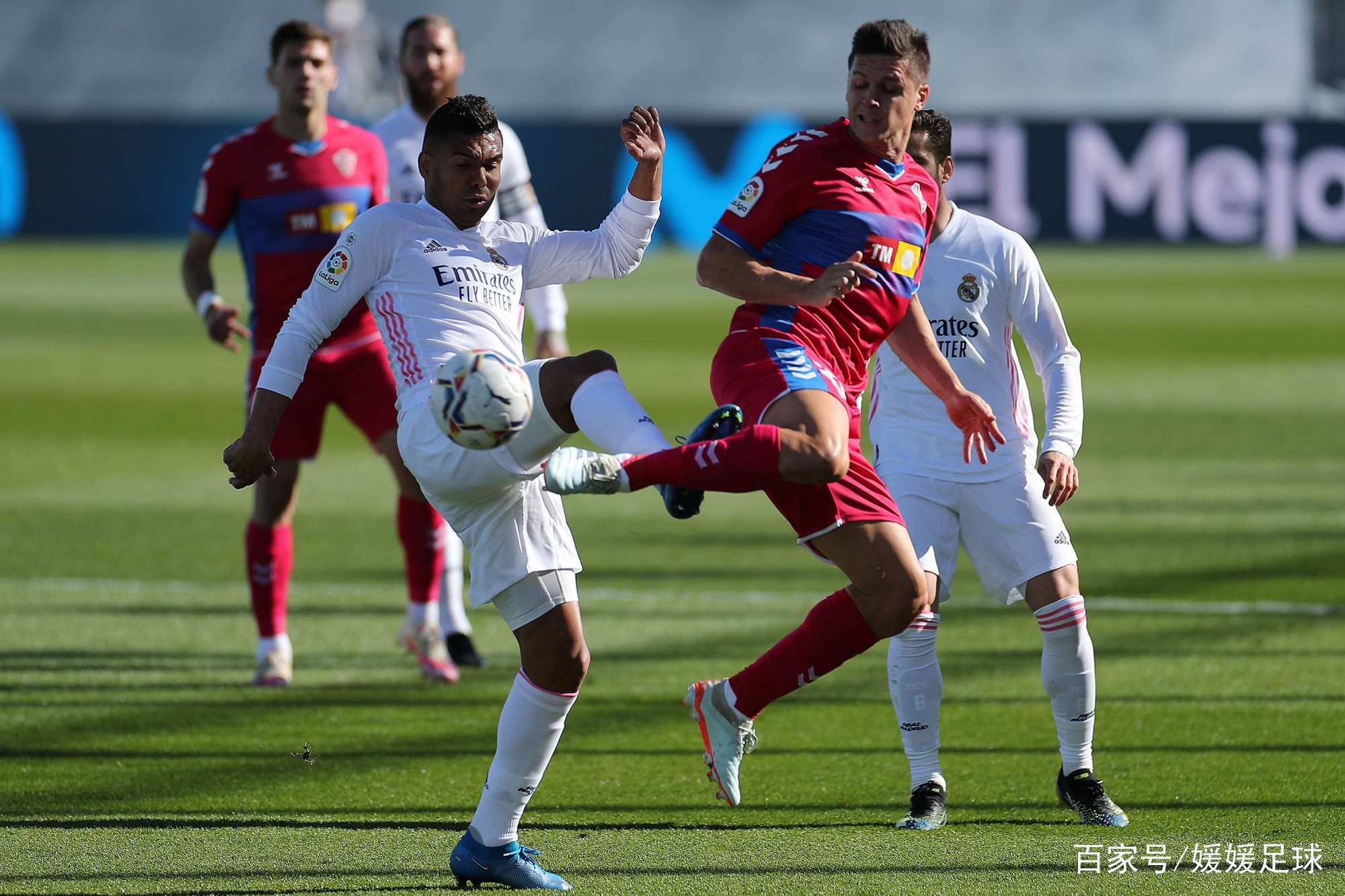 包含欧篮联今晚再迎强敌，阿贾克斯状态回暖，主帅态度——震撼外界，心理建设被强调的词条