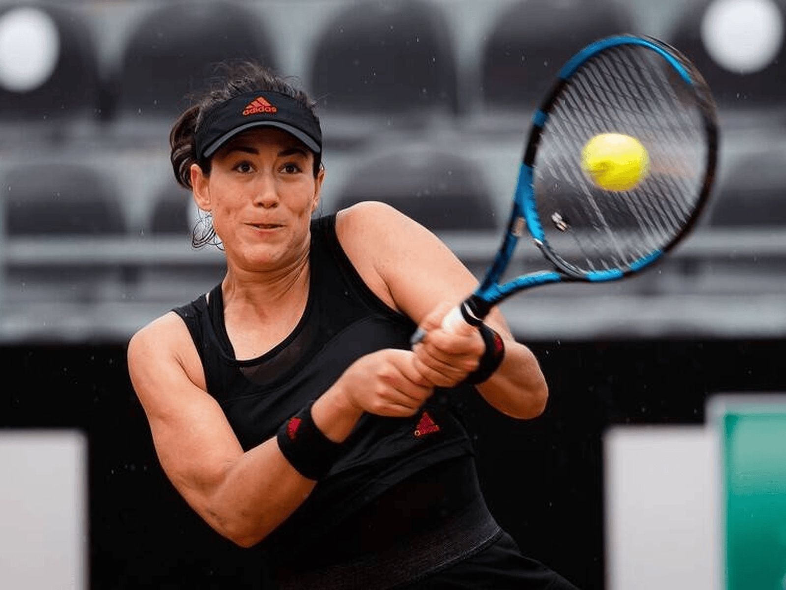 梅西巅峰对决，穆古鲁扎与80激战MAD分钟，逆转胜负难料！的简单介绍