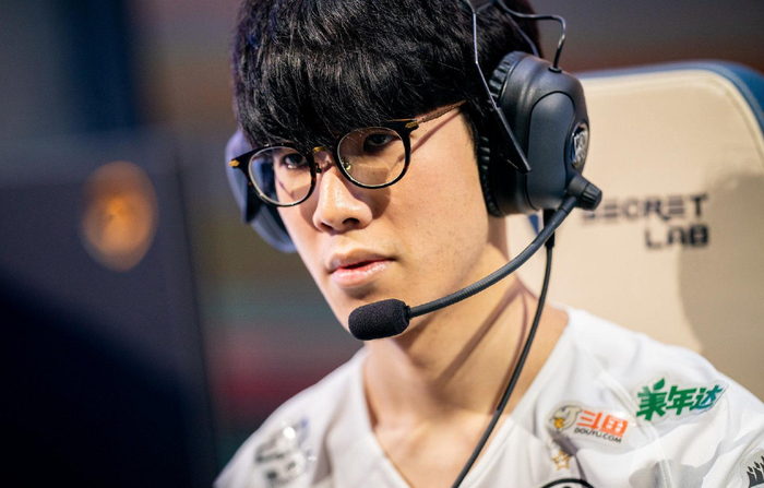 TheShy巅峰对决，纳达尔与70激战MAD分钟，大胜胜负难料！的简单介绍